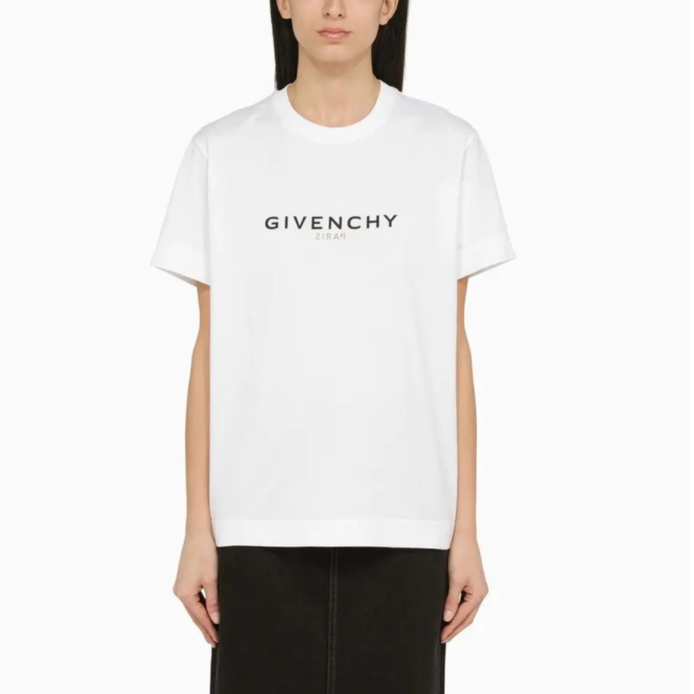 Givenchy Logo Classic Graphic Short Sleeve Tee - Picture 8 of 16